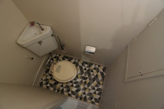 シンプルなトイレです。※参考写真です