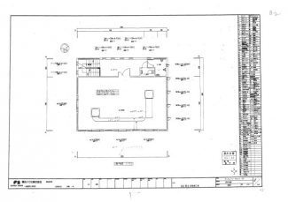 2階平面図　事務所の他　男子トイレ　洗面所
デスク　長机　プロジェクター　スクリーン等備品があります