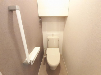 シンプルで使いやすいトイレです