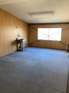 神戸市西区岩岡町野中の倉庫の画像