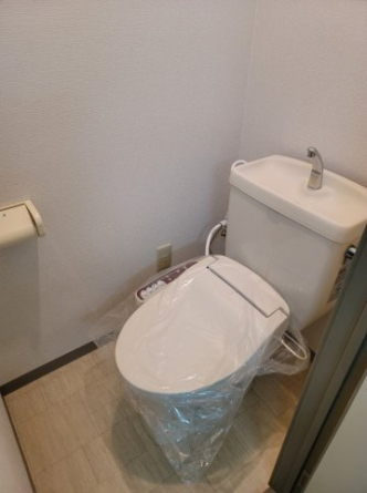 シャワートイレです