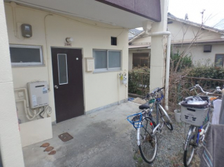 1階の玄関ドアです