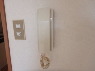 インターホン