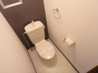 清潔感のあるトイレです