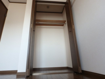収納はたっぷり