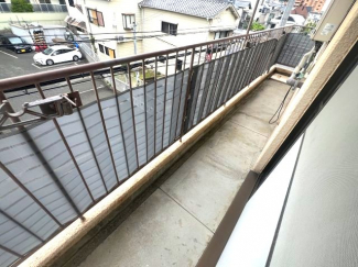【バルコニー】