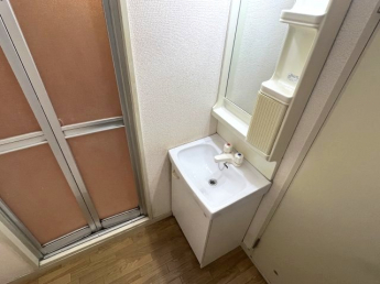 【洗面所】
