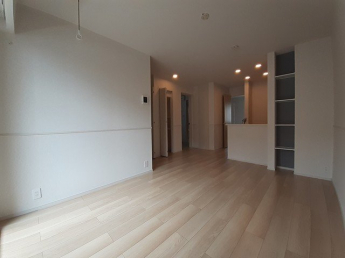 【居間・リビング】