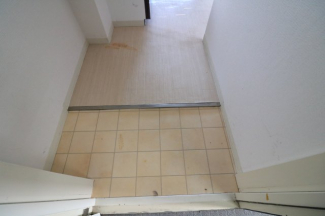 【玄関】