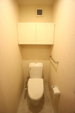 清潔感のあるトイレです