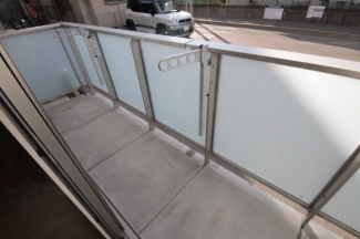 バルコニーからの眺めを楽しみながら食事をしませんか