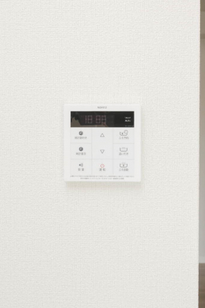 追い焚き、自動給湯が出来ます