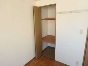 小物を収納するのに便利です