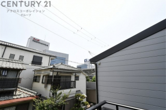 近隣戸建の多い住宅地になっています。