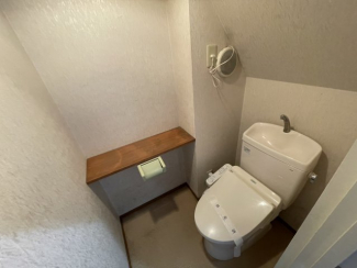 コンパクトで使いやすいトイレです