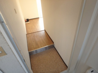 毎日通る玄関はこちらです