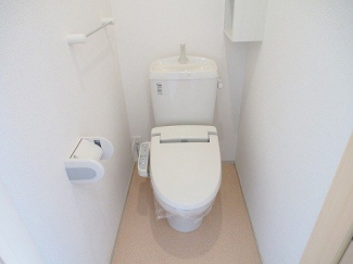 清潔感のあるトイレです