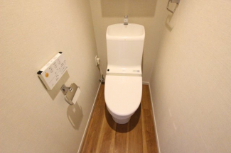 シンプルで使いやすいトイレです