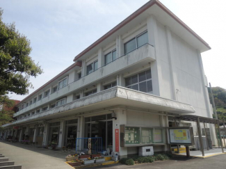 八幡浜市立松蔭小学校まで3745m