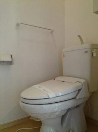 清潔感のあるトイレです