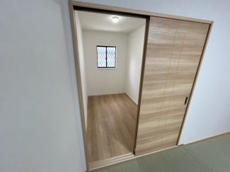 広々な納戸です