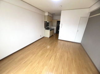 【寝室】