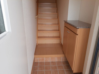毎日通る玄関はこちらです