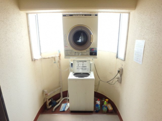 コインランドリー