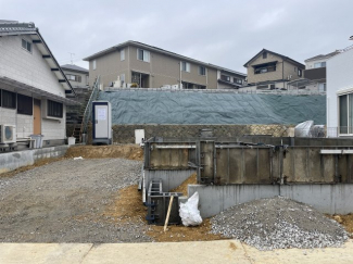 落ち着いた雰囲気の外観です