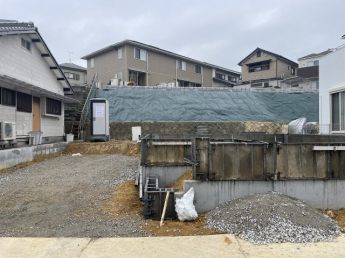 落ち着いた雰囲気の外観です