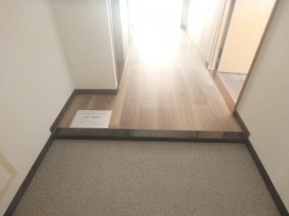 明るい玄関です
