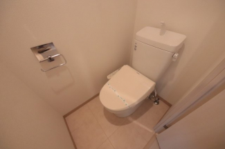 ゆったりとした空間のトイレです
