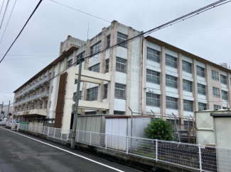 今治市立富田小学校まで2018m