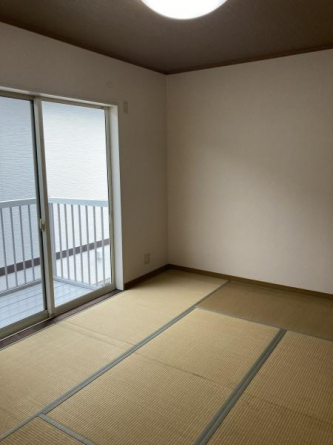 西条市朔日市　中古住宅の画像