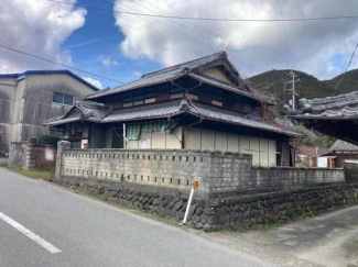 現地土地写真（上物あり）