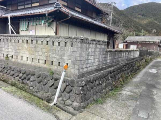 現地土地写真（上物あり）
