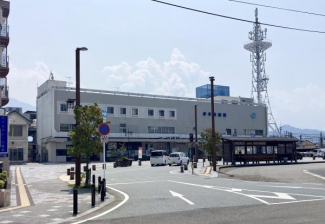 伊予西条駅(JR四国 予讃線)まで860m