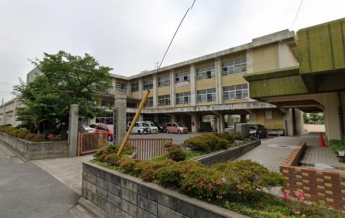 今治市立立花小学校まで1235m