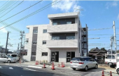 伊予郡松前町大字神崎のマンションの画像