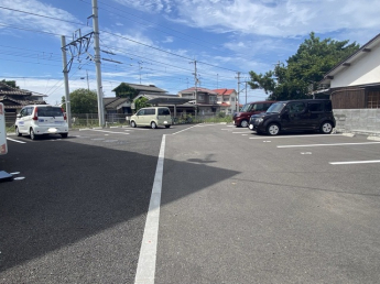 【駐車場】