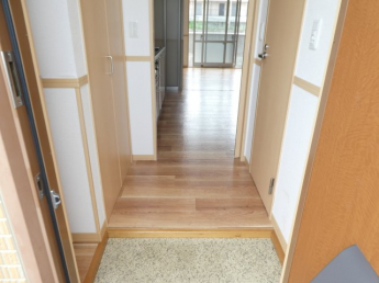 【玄関】