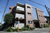尼崎市潮江２丁目のマンションの画像