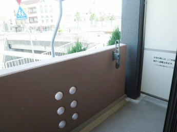 【バルコニー】