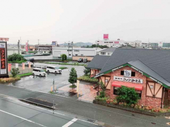 コメダ三木平田店まで700m
