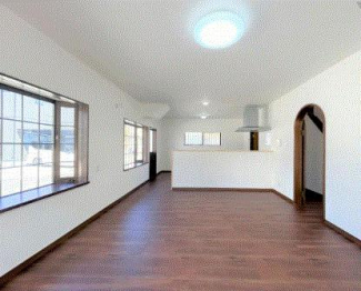 松山市西長戸町の中古一戸建ての画像
