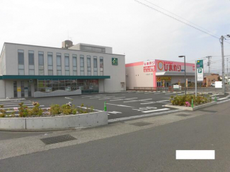 伊予銀行松山北支店まで1009m