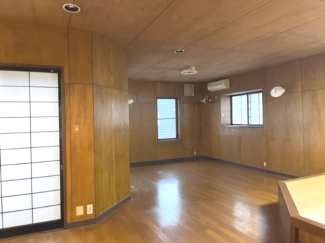 【居間・リビング】