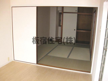 ※室内写真は前回入居前のものです。