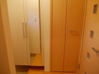 【玄関】