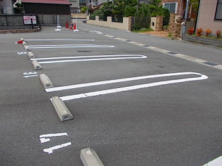 【駐車場】